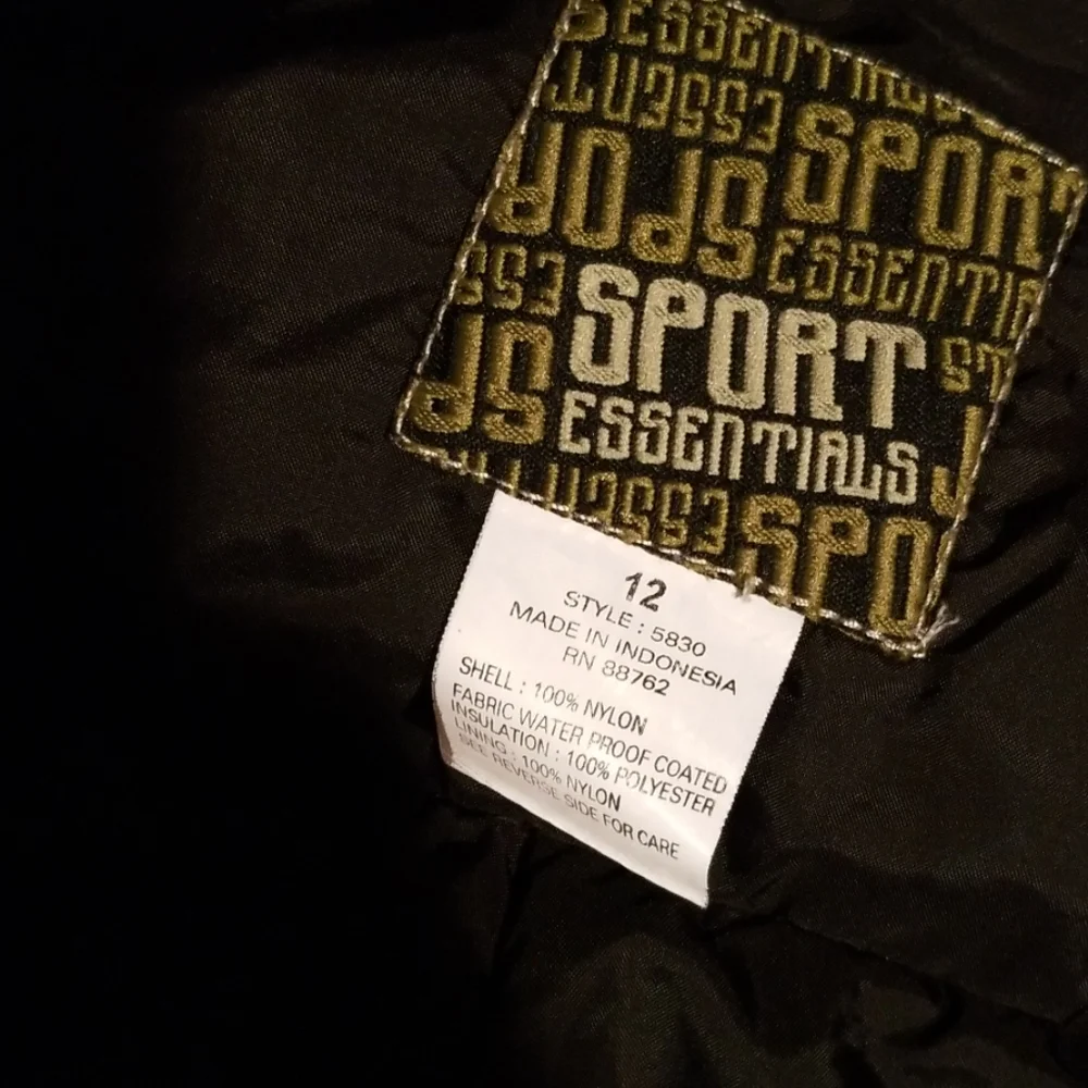 Essentials sport snow‎ bids 12